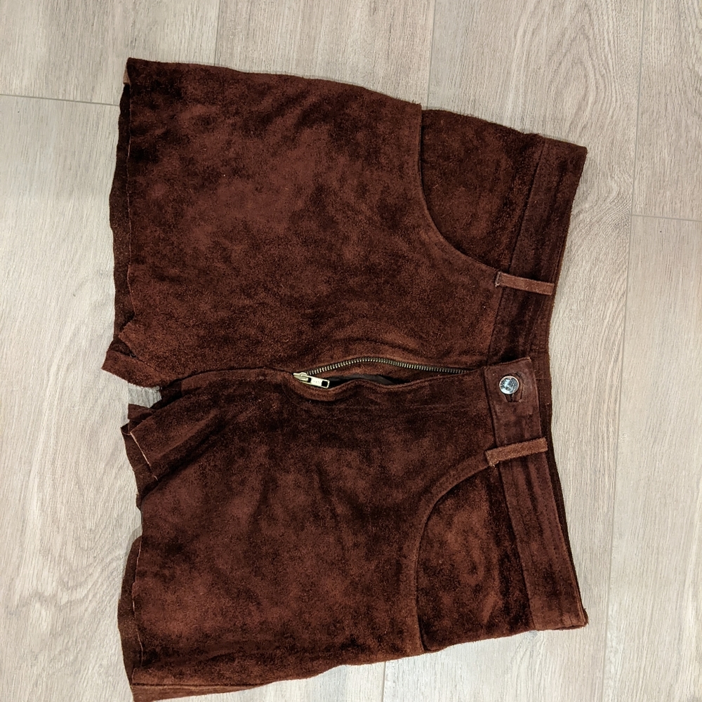 Brown suede leather hotpants